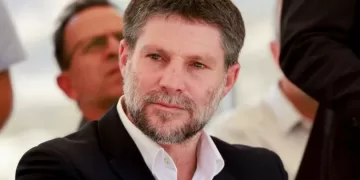 France bans Israeli minister Smotrich in coordinated sanctions push