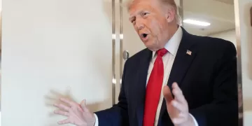 Trump says Israel and Iran ‘looking to do an immediate ceasefire’