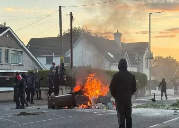 UK minister: Violence in N.Ireland is racist thuggery
