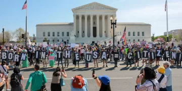 Supreme Court rejects Trump bid to restrict birthright citizenship