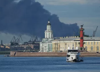 Ukraine targets St. Petersburg again
