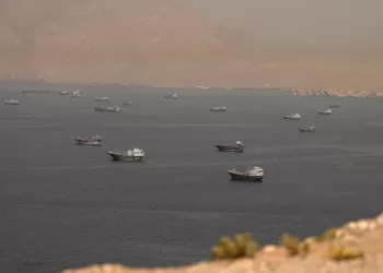 Iran closes Strait of Hormuz over ceasefire violations