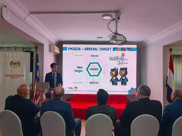 Egypt, Malaysia building stronger bridges through trade, tourism 23 - Egyptian Gazette Egypt, Malaysia building stronger bridges through trade, tourism 22 - Egyptian Gazette
