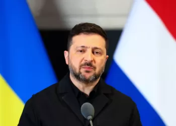 Zelenskiy in UK for talks with Starmer, Macron, Merz