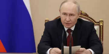 Putin acknowledges fuel shortages