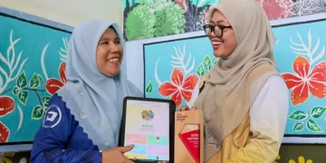 Two teachers create app for eating healthier