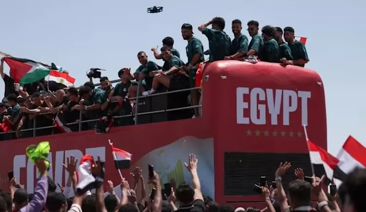 Egypt national team touches down in Alamein amid huge fan turnout 12 - Egyptian Gazette Egypt national team touches down in Alamein amid huge fan turnout 11 - Egyptian Gazette