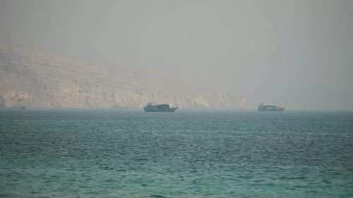 US-Iran strikes escalate; Hormuz closed 13 - Egyptian Gazette US-Iran strikes escalate; Hormuz closed 12 - Egyptian Gazette