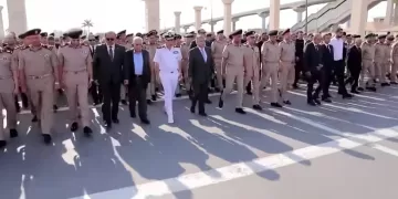 Defence Minister leads military funeral for former Air Defence Forces commander