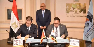 AOI, China’s CETC sign deal to manufacture communication devices in Egypt