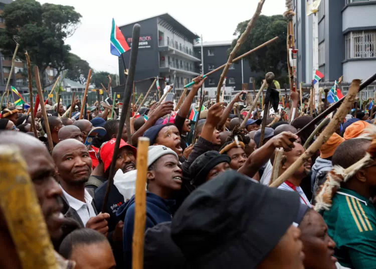 Over 900 arrested during S. Africa protests 9 - Egyptian Gazette