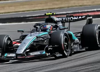 Antonelli beats Hamilton at British GP