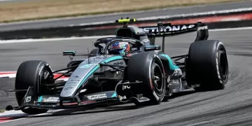 Antonelli beats Hamilton at British GP