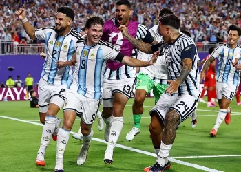 England, Argentina seal World Cup semis