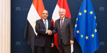 FM, Austrian parl’t speaker discuss migration, regional security 1 - Egyptian Gazette FM, Austrian parl’t speaker discuss migration, regional security