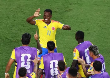Colombia stuns Ghana to reach WC last-16