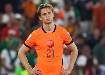 Barca’s De Jong suffers torn ligament