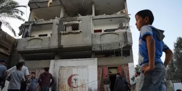 Israeli air strike kills top Hamas official