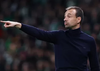 Oliveira replaces O’Neil at Strasbourg