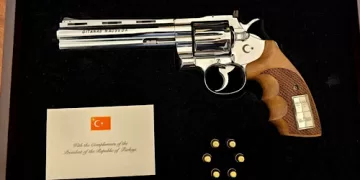 Erdogan's pistol diplomacy stuns NATO 1 - Egyptian Gazette Erdogan’s pistol diplomacy stuns NATO