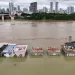 Chinese zoo cages animals to stop flood escape