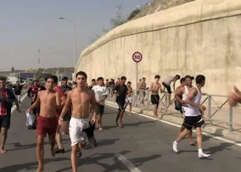 Spain, Morocco move to stop mass enclave crossings