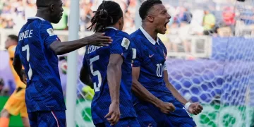 Mbappé scores again, France reaches World Cup quarterfinals
