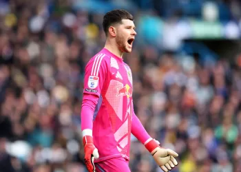 Arsenal signs former Leeds goalkeeper Meslier