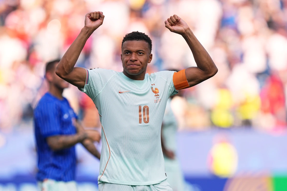 France beats Morocco 2-0 in World Cup quarterfinals