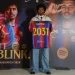 Barcelona signs pacy winger Adeyemi from Dortmund