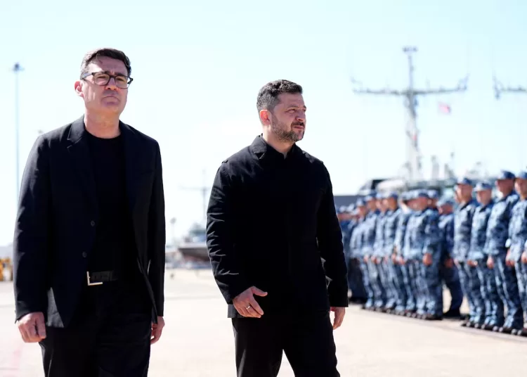 UK's Burnham welcomes Zelenskiy as first foreign visitor 12 - Egyptian Gazette