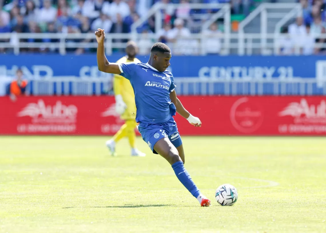 AC Milan signs French defender Sankhoun Diawara 11 - Egyptian Gazette