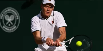 Sinner denies Djokovic Wimbledon final