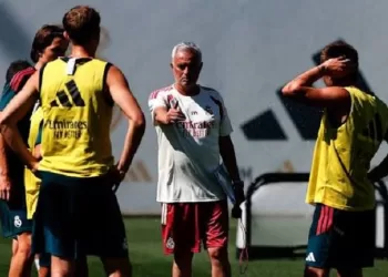 La Liga delays Real, Barca openers