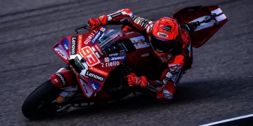 Marquez nails German pole
