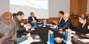 Egypt steps up efforts to attract more French tourists