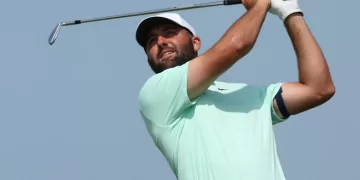 Scheffler makes fast start to Open