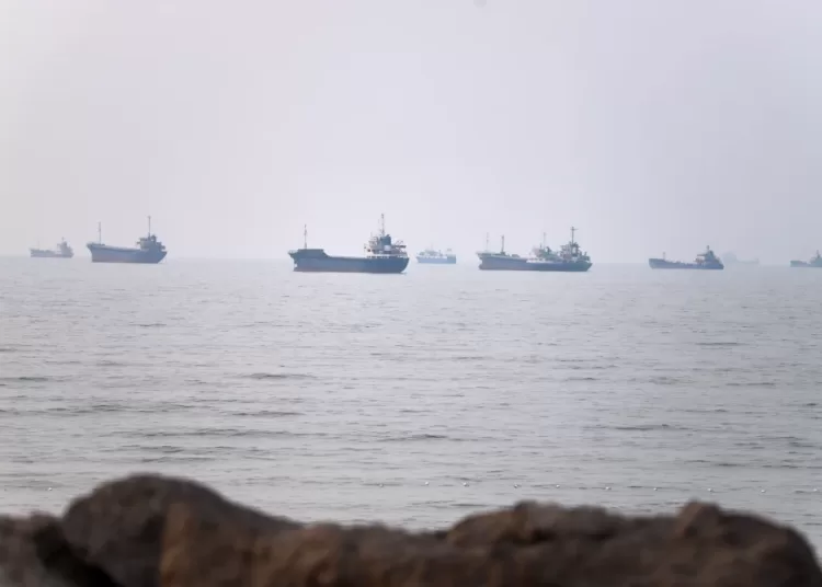 Iran warns oil tankers to use approved routes in Strait of Hormuz 13 - Egyptian Gazette Iran warns oil tankers to use approved routes in Strait of Hormuz 12 - Egyptian Gazette