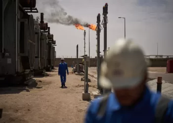 Mideast oil producers step up plans to bypass Strait of Hormuz