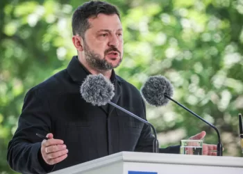 Zelenskiy: Russia preparing to deploy 30,000 North Korean troops