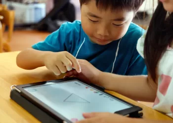 How to keep child’s tablets, laptops from becoming distractions from schoolwork