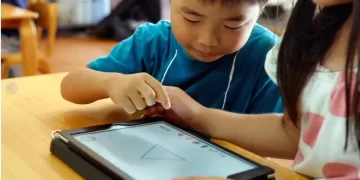 How to keep child’s tablets, laptops from becoming distractions from schoolwork