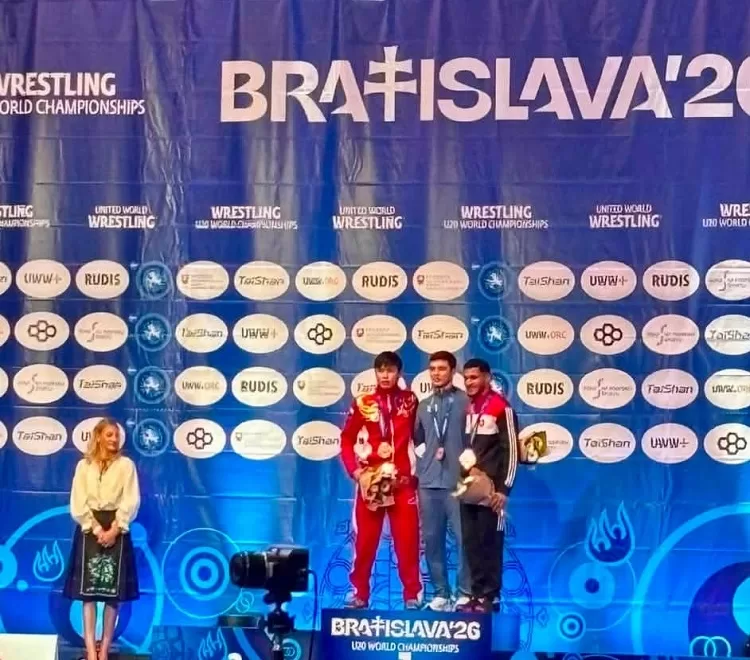 Egypt’s young wrestler shines with World bronze 13 - Egyptian Gazette