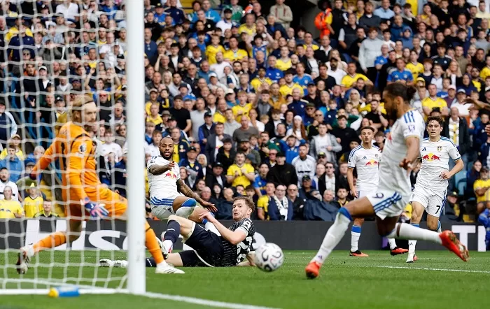 EPL: Chelsea outlasts Brighton 4-3 16 - Egyptian Gazette EPL: Chelsea outlasts Brighton 4-3 15 - Egyptian Gazette