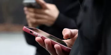 France’s top court blocks social media ban for under-15s