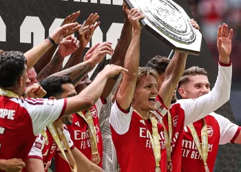 Arsenal stuns Man City to claim Community Shield
