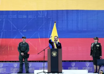 Car bomb targets southwest Colombia after new president takes office