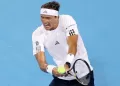 Zverev advances, Williams sisters fall in Cincinnati