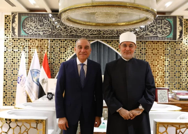 Grand Mufti meets SIS chief to boost co-operation on community awareness 12 - Egyptian Gazette Grand Mufti meets SIS chief to boost co-operation on community awareness 11 - Egyptian Gazette