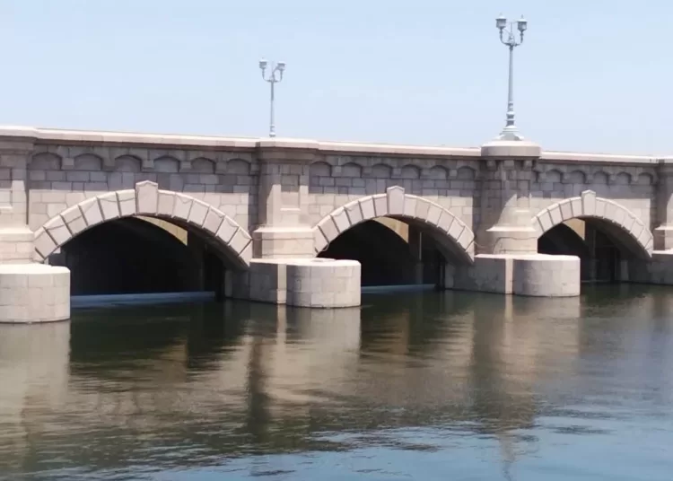 Water Min. follows up 3rd phase of Idku Barrage rehabilitation 12 - Egyptian Gazette